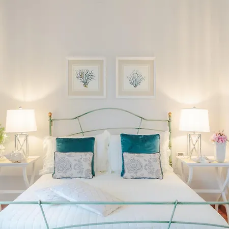 In Marina Near The Villa *