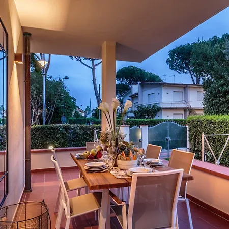 Villa In Marina Near The